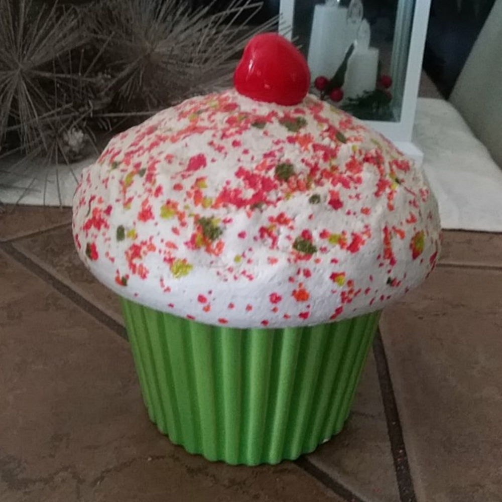 Ceramic cupcake